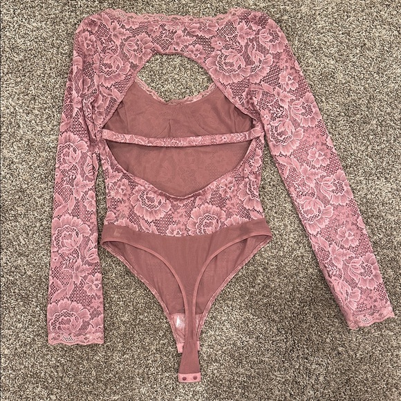 ❤️ Free People Intimately Perfectly Fine Floral Lace Mauve Bodysuit - Picture 8 of 8